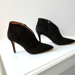 Jessica Simpson black ankle shoe booties, size 7M